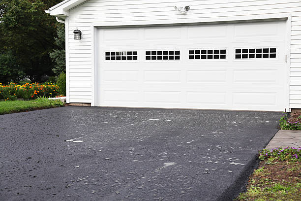 Affordable siding repair and maintenance services in West End Cobb Town, AL